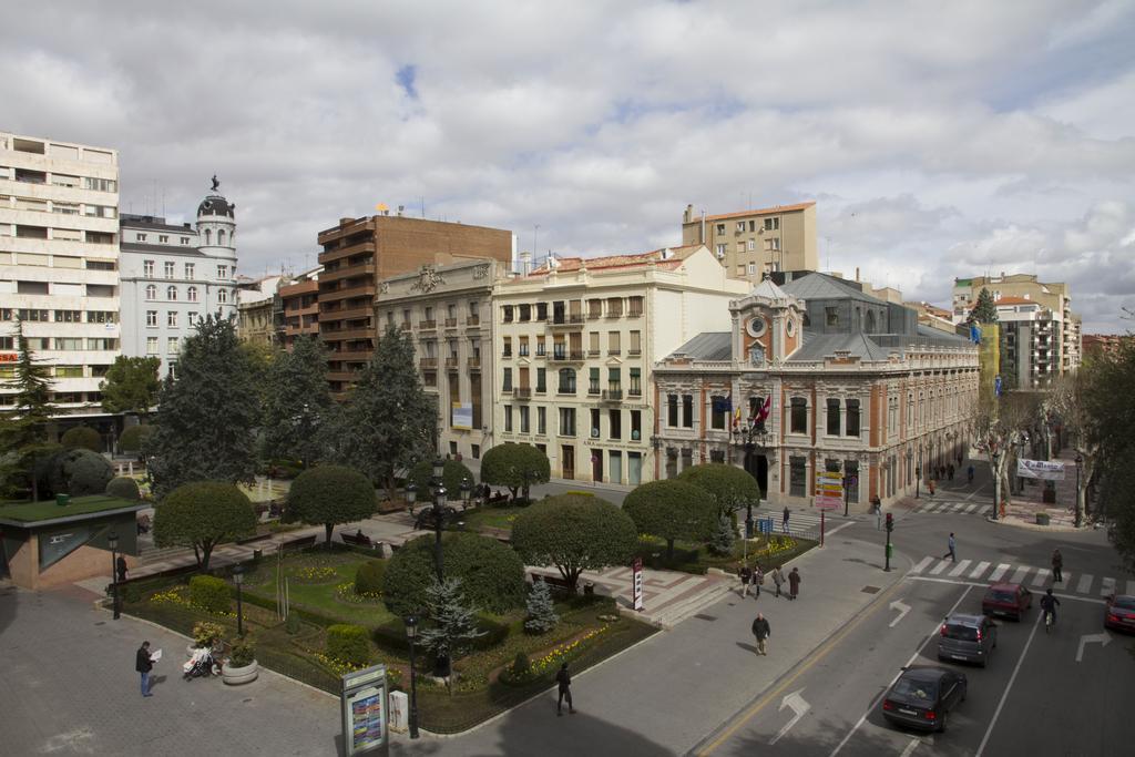 Gran Hotel Albacete Bagian luar foto