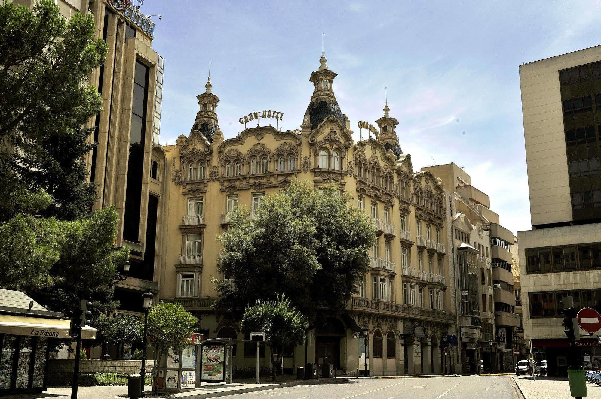 Gran Hotel Albacete Bagian luar foto